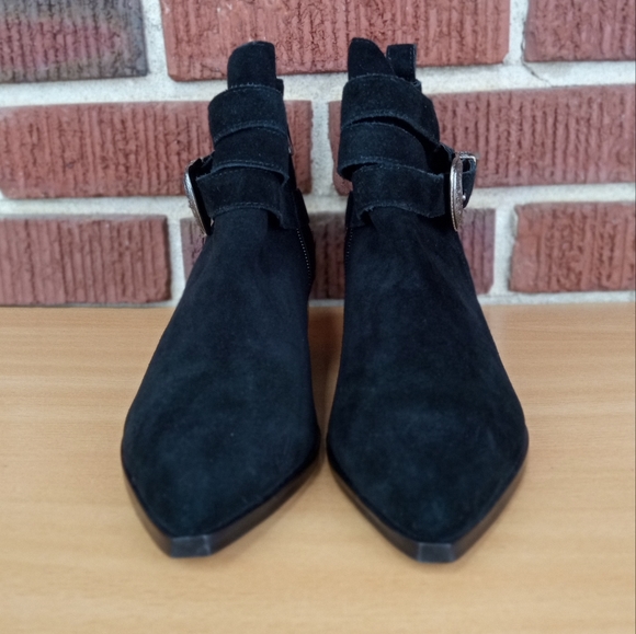 NWT Marc Fisher Ltd. 'Yandi' Pointy Toe Western Suede Booties in Black - Picture 2 of 9